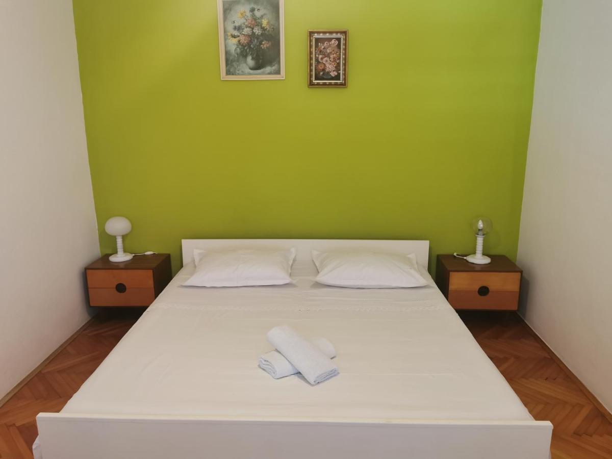 Apartman Tudor Kuzma Hvar Eksteriør bilde