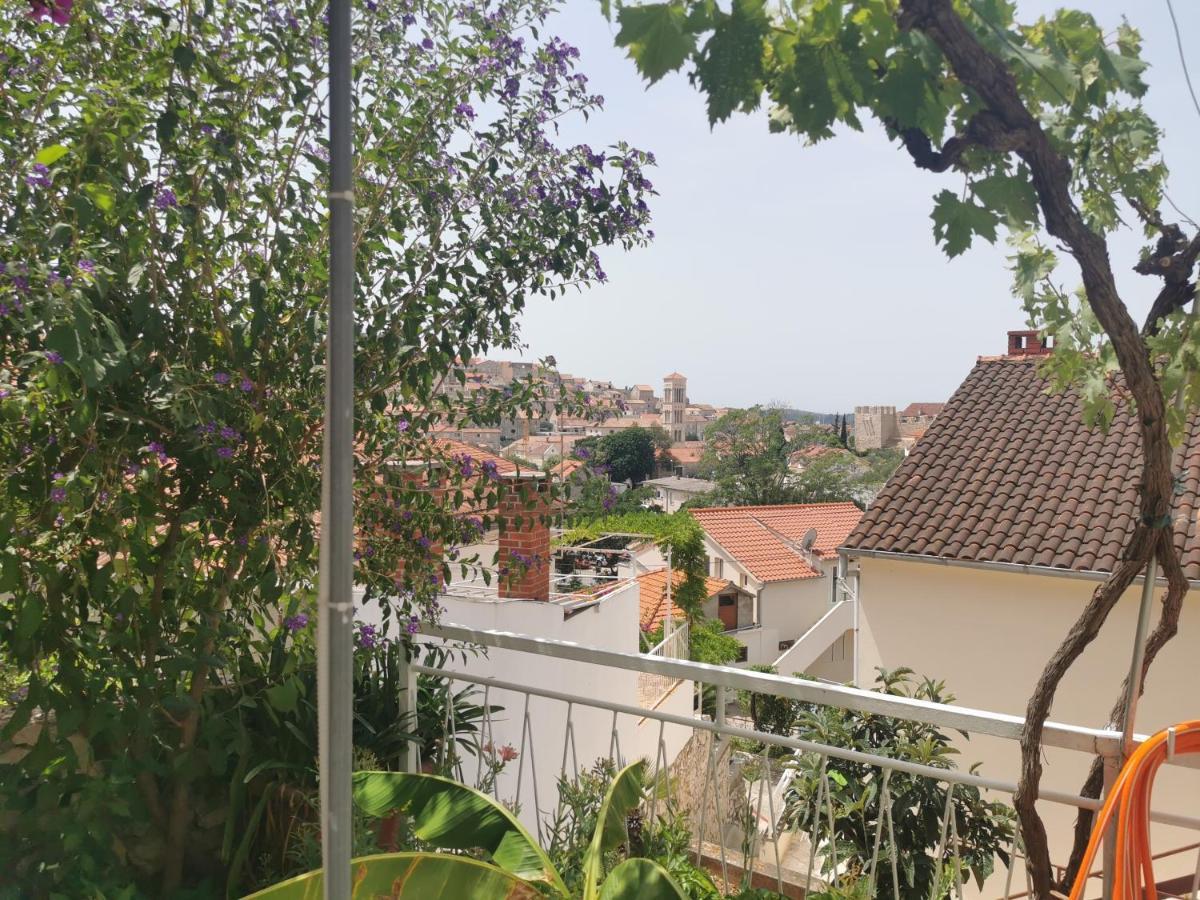 Apartman Tudor Kuzma Hvar Eksteriør bilde